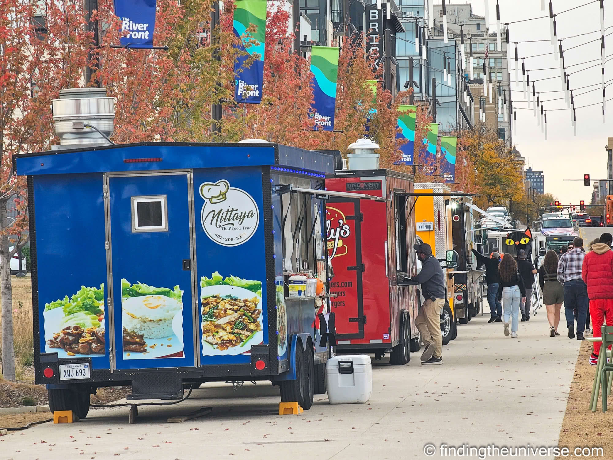Food trucks Omaha by Laurence Norah