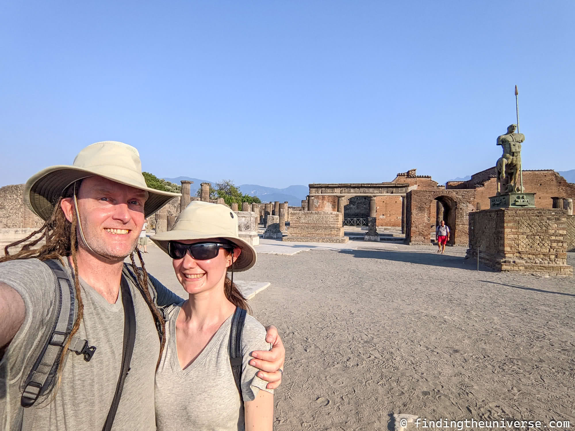 Laurence and Jess at Pompeii by Laurence Norah-3