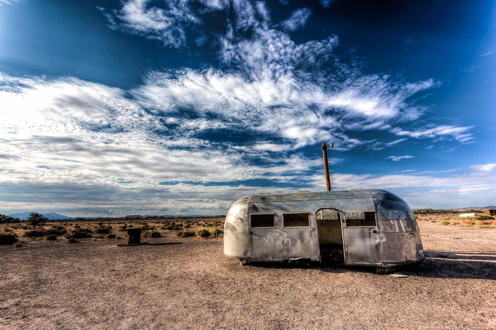 Metal airstream Route 66 California_by_Laurence Norah how much does it cost to travel in the USA